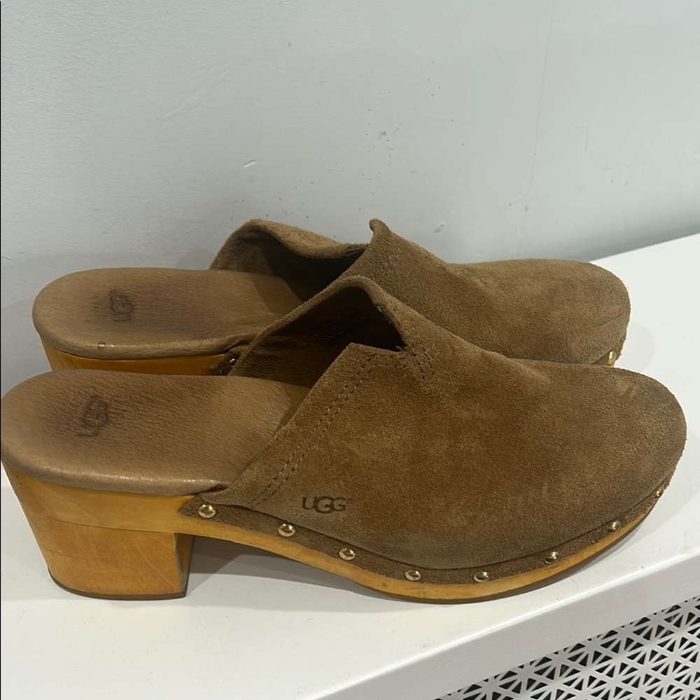 UGG Women's Tan Suede Mules